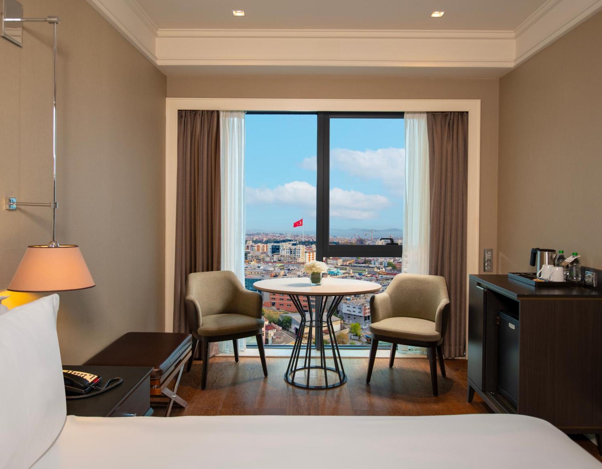 Windsor Hotel & Convention Center Istanbul Eksteriør billede
